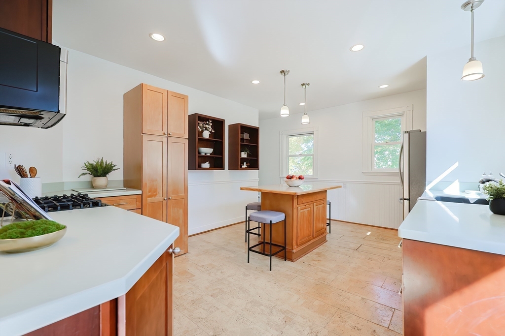 15 Woodland St # 15