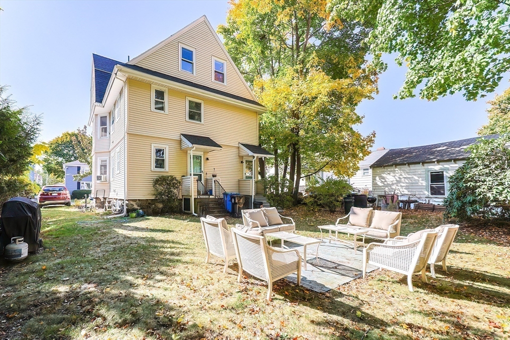 15 Woodland St # 15
