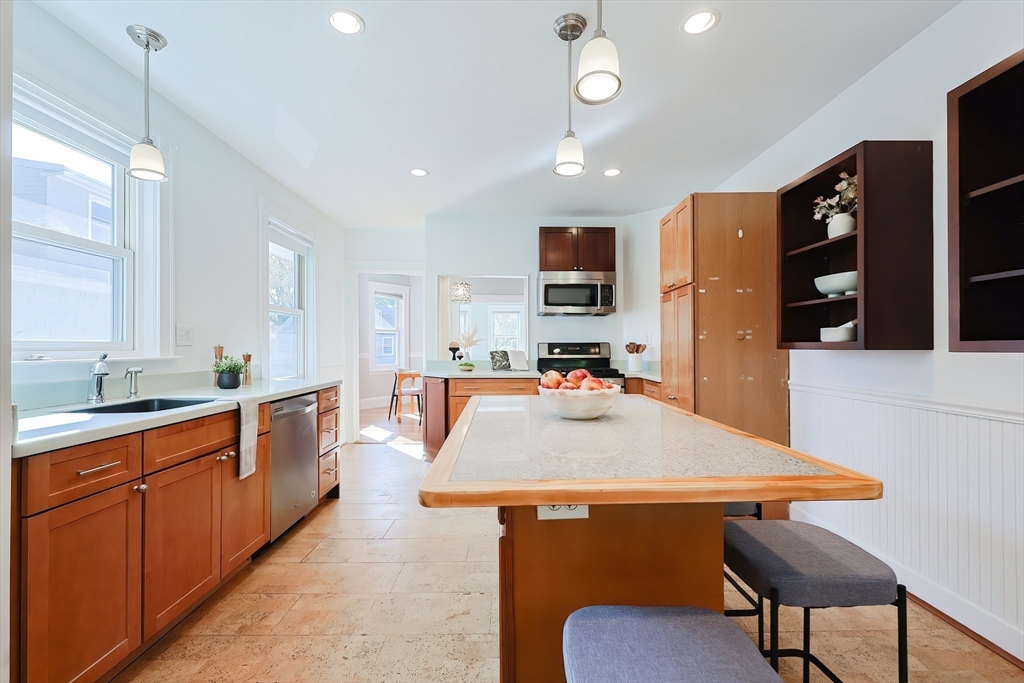 15 Woodland St # 15