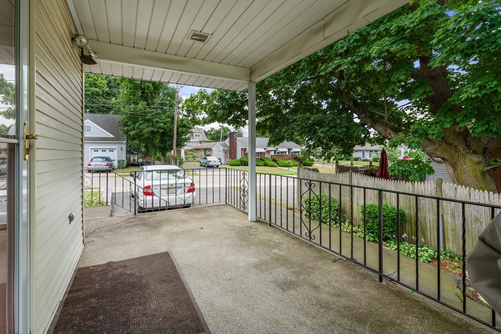 85 Townly Rd