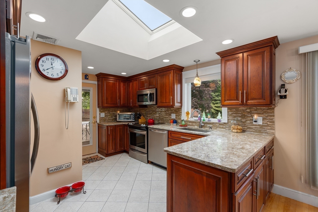 85 Townly Rd