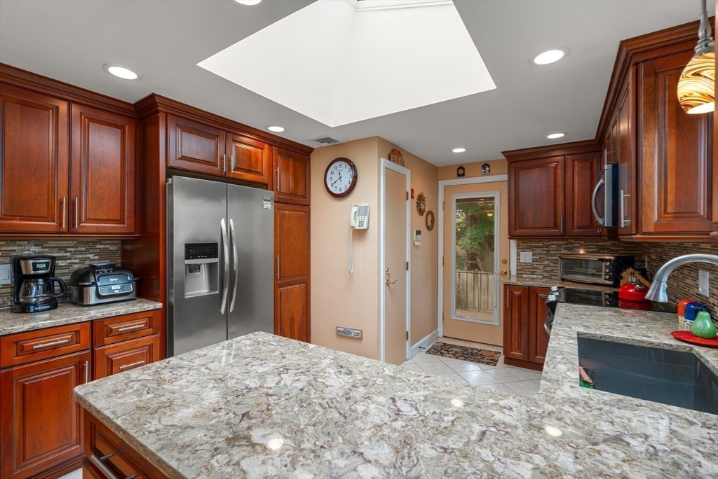 85 Townly Rd