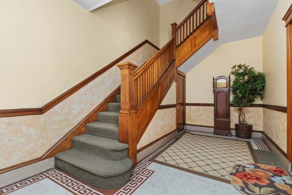 79 Pleasant St # 1