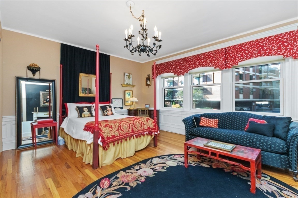 79 Pleasant St # 1