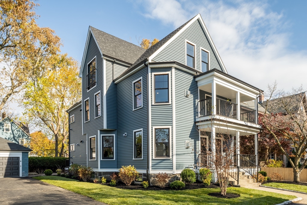 14 Maple St # 14