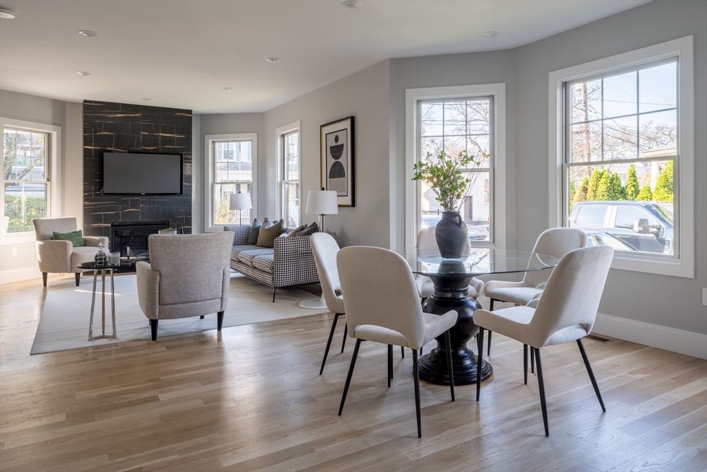 12 Maple St # 12