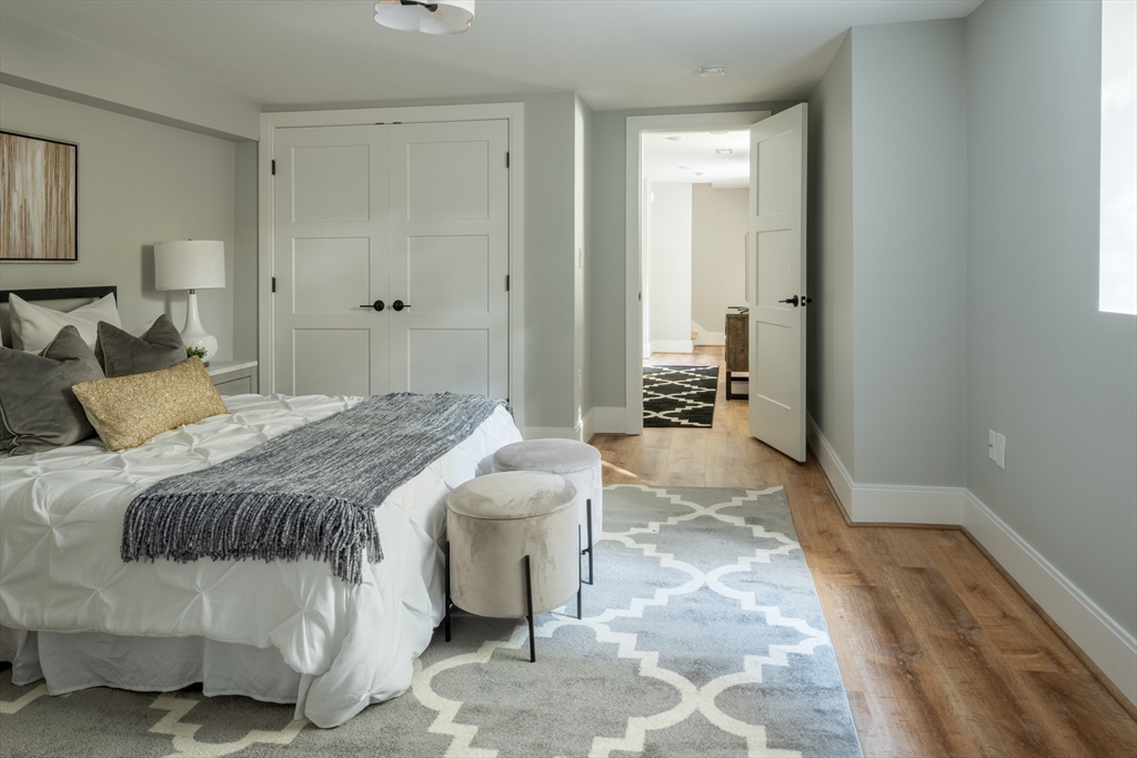 12 Maple St # 12