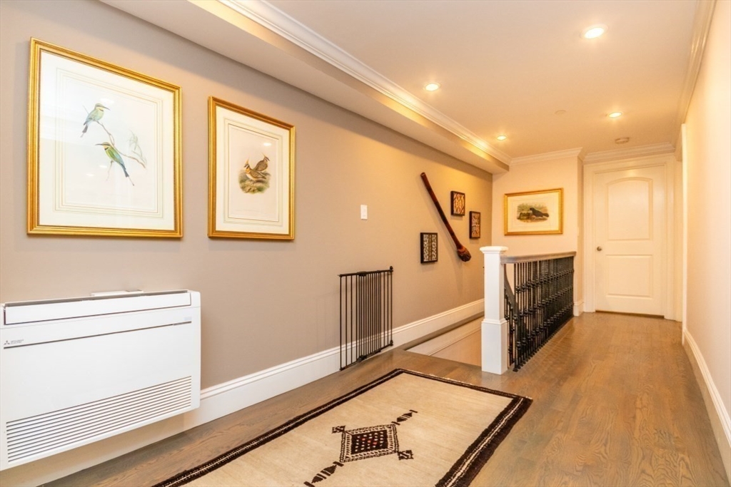 34 Worcester Square # 1