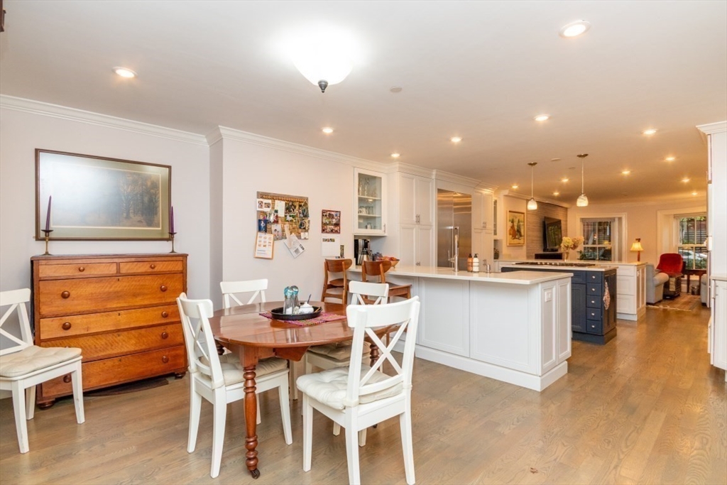 34 Worcester Square # 1