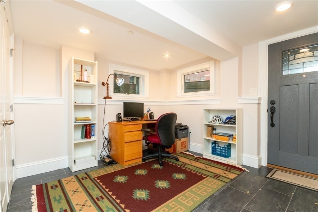 34 Worcester Square # 1