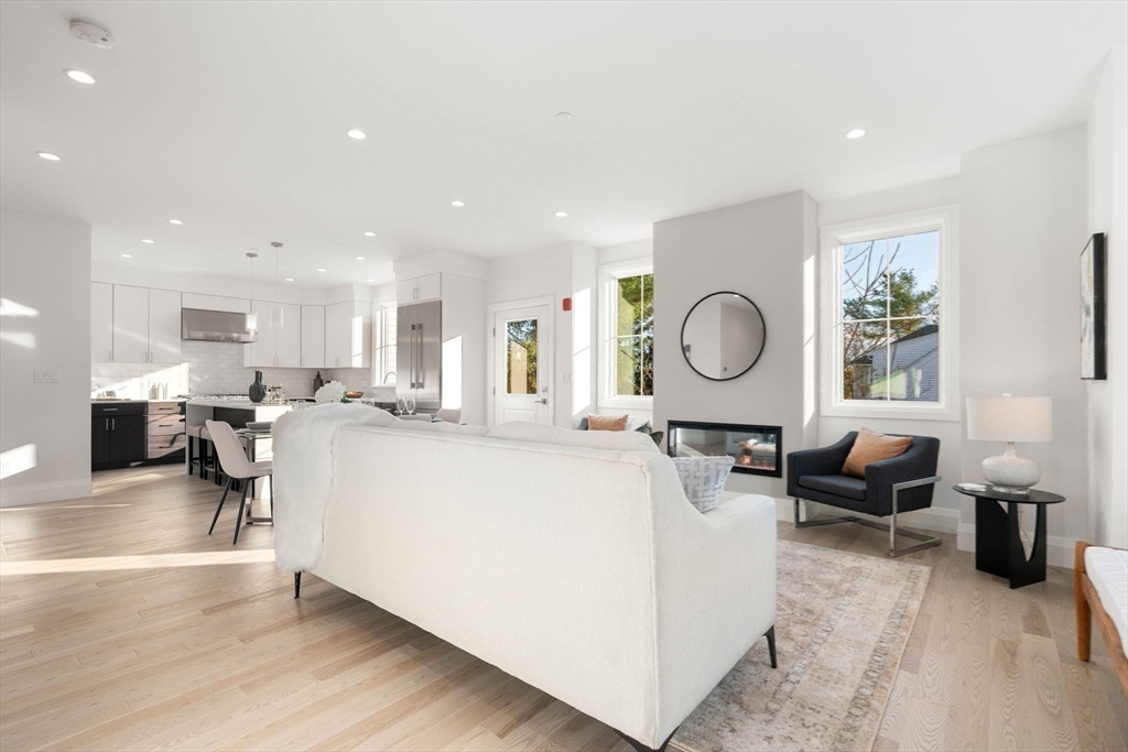 14 Mechanic Street # 14