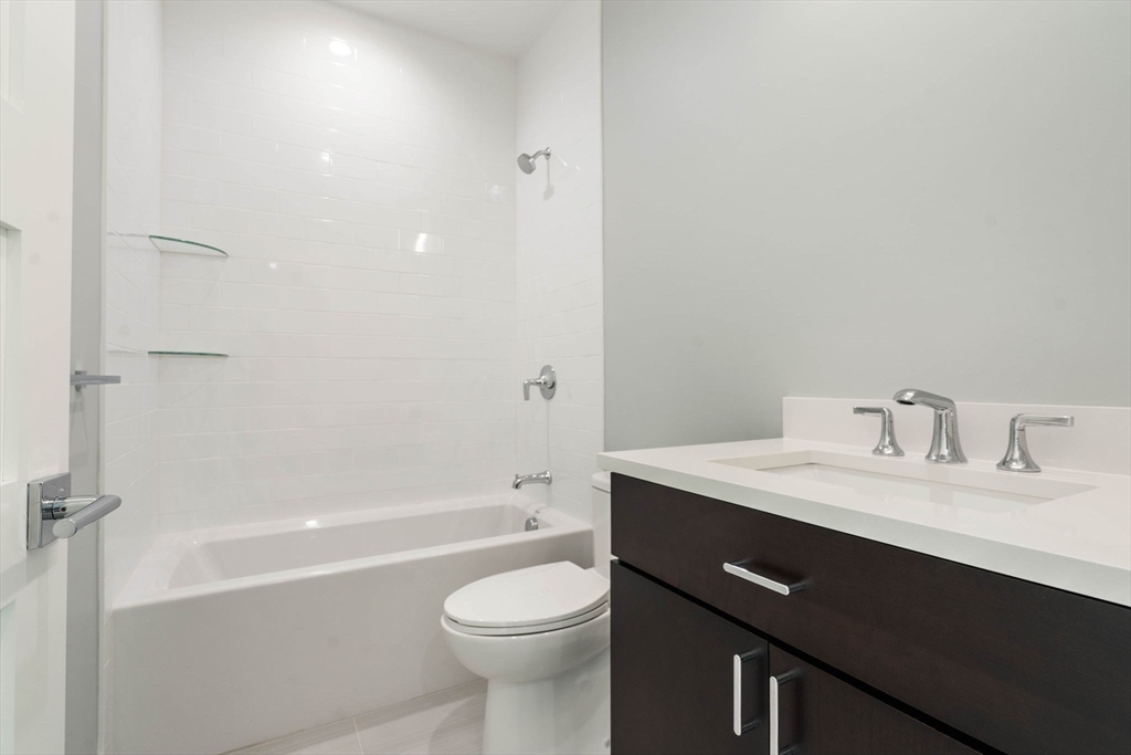 14 Mechanic Street # 14