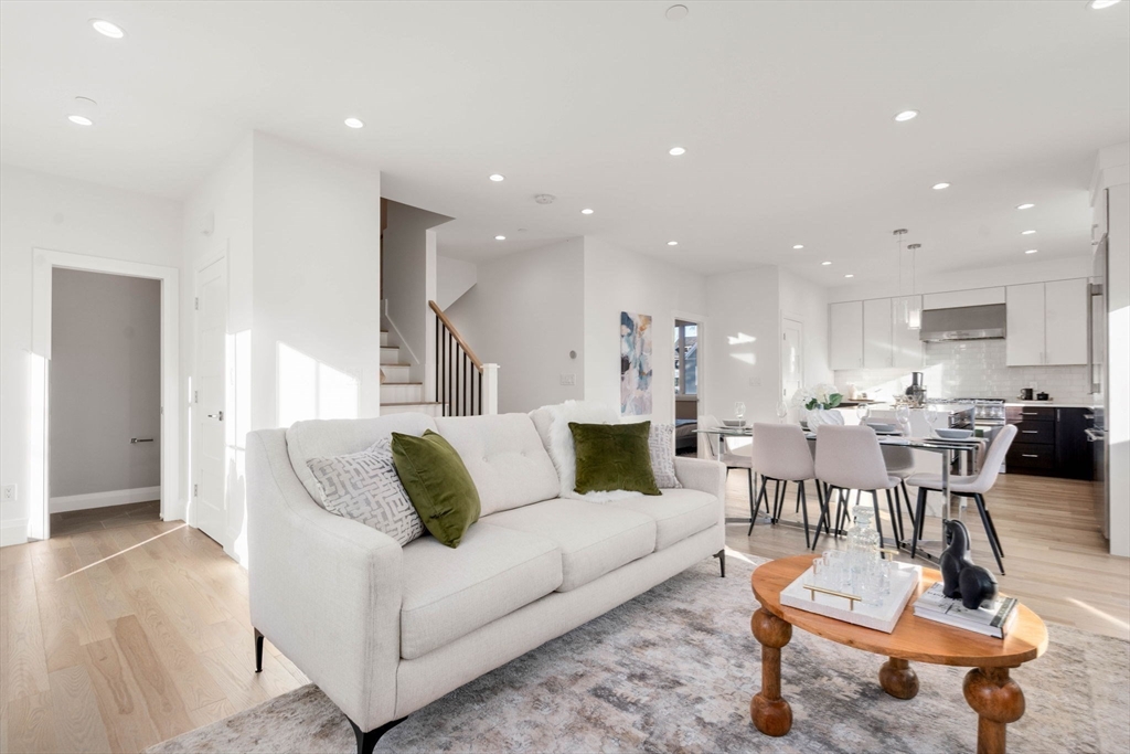 14 Mechanic Street # 14