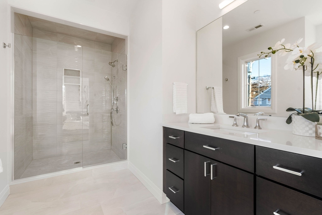 14 Mechanic Street # 14