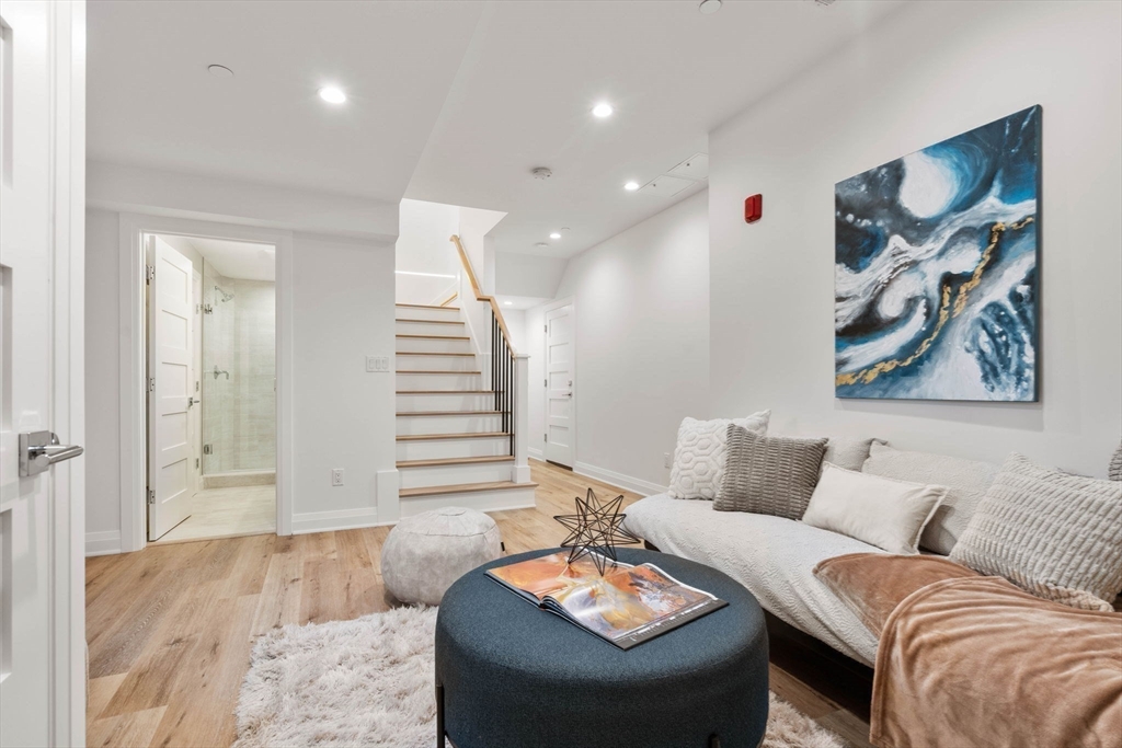 14 Mechanic Street # 14