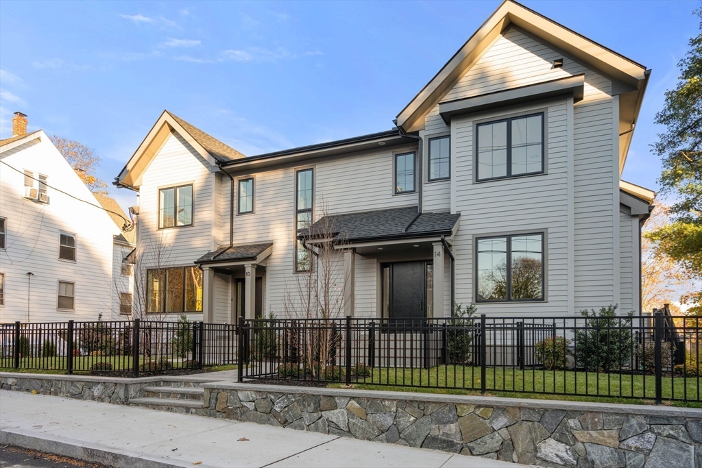 14 Mechanic Street # 14