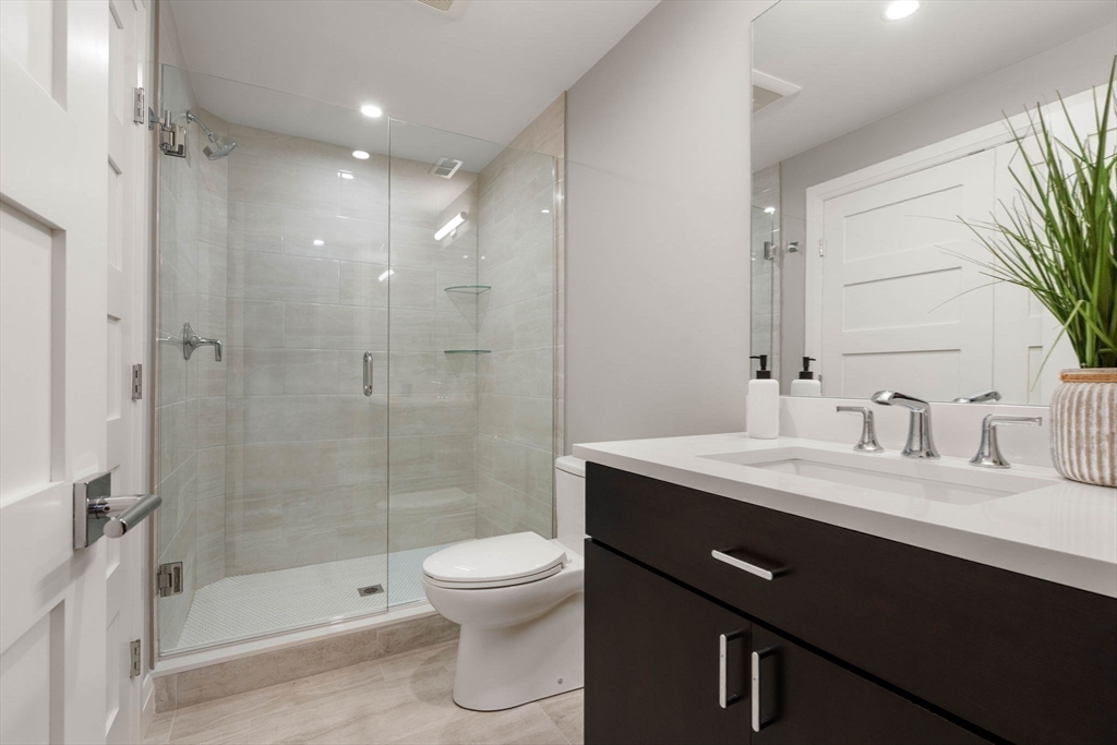 14 Mechanic Street # 14