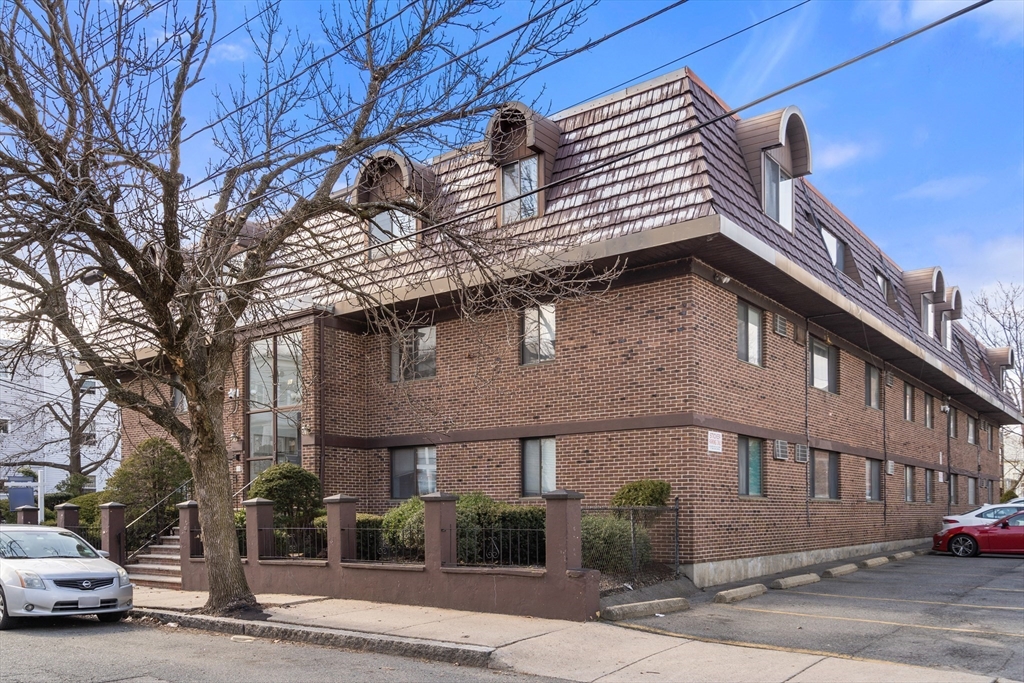 84 Grant Street # 12