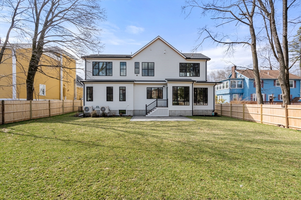 26 Trowbridge Street