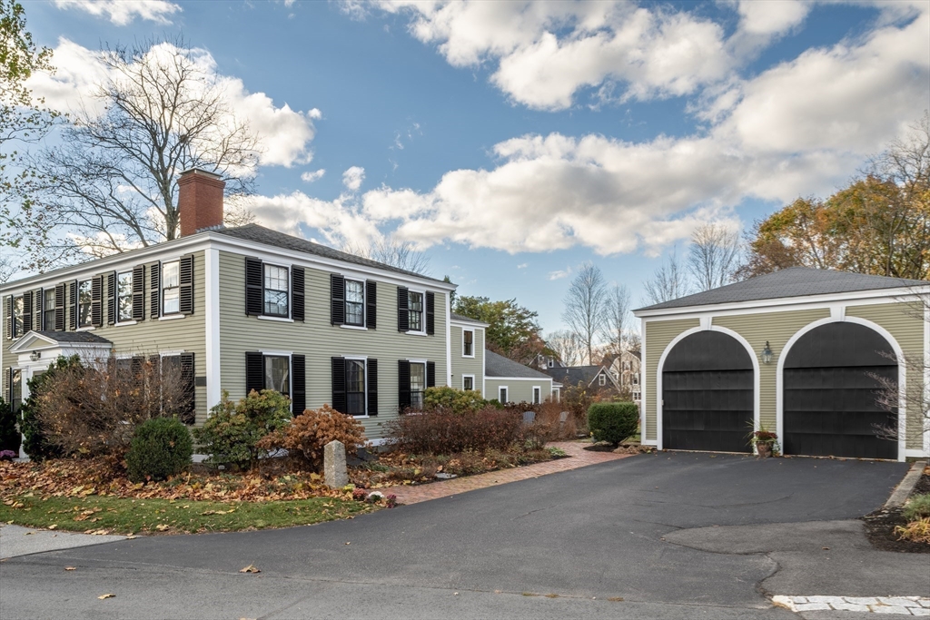 70 Elm St