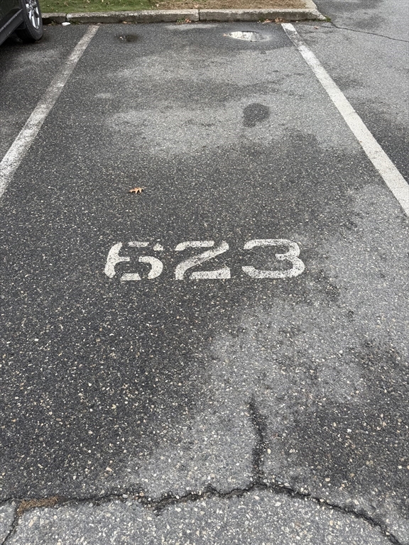 125 Lake Shore Rd # 2