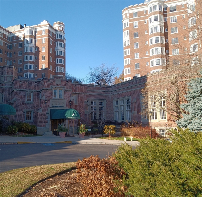 20 Chapel Street # C505