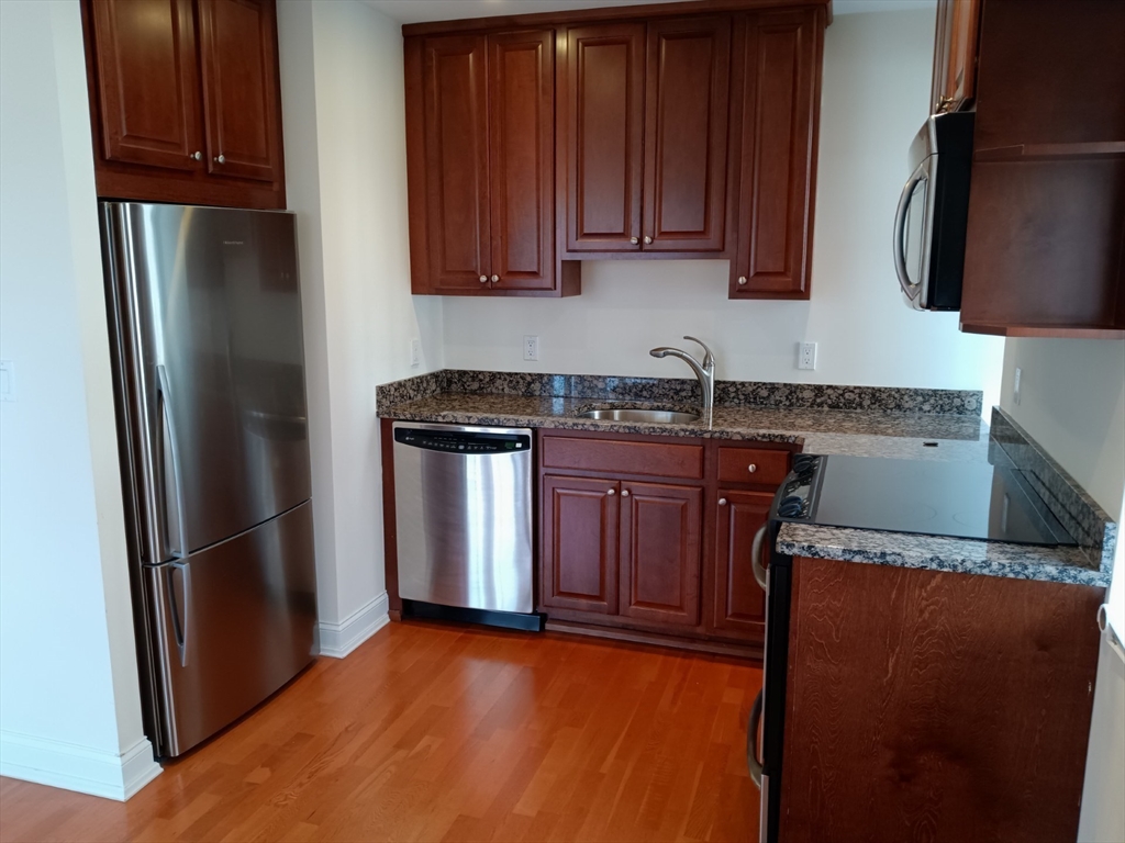 20 Chapel Street # C505