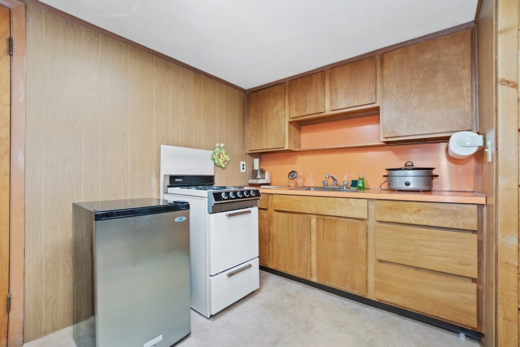 23 Doty Street