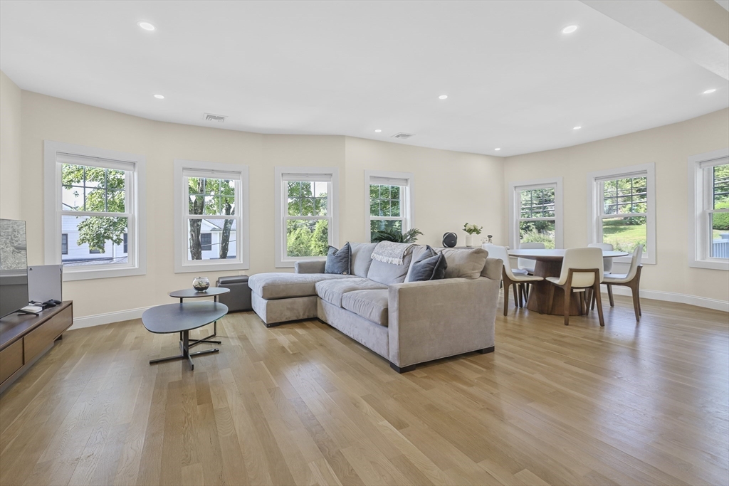 172 Elliot Street # 172