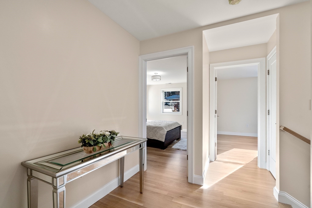 1133 Main St