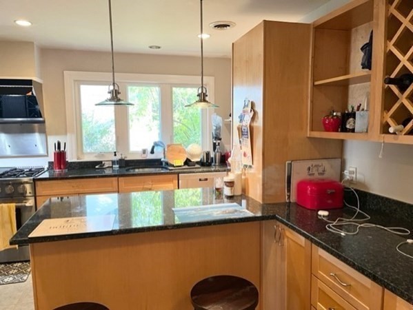 10 Duxbury Rd # 10