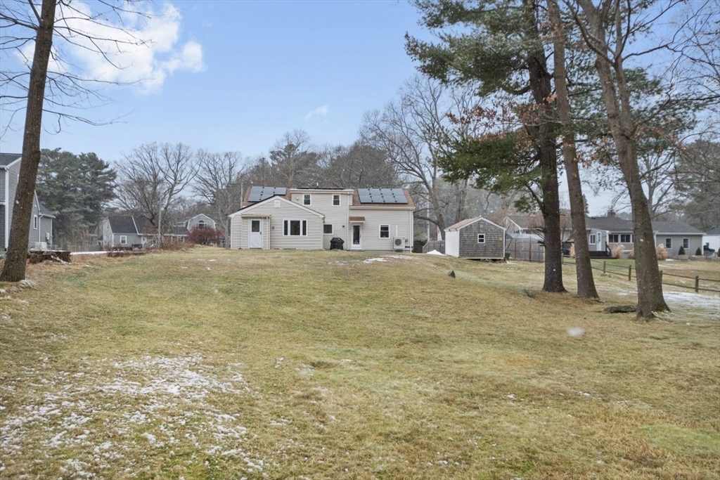 101 Freeman St