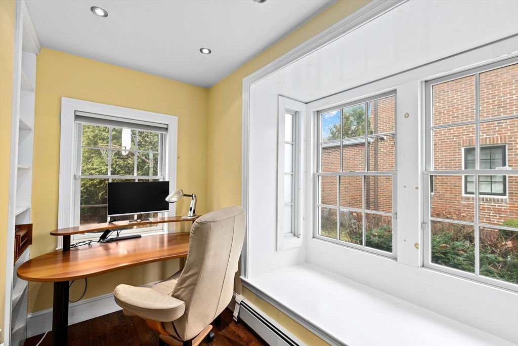 127 Commonwealth Ave