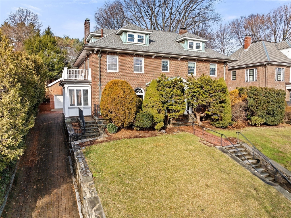 127 Commonwealth Ave