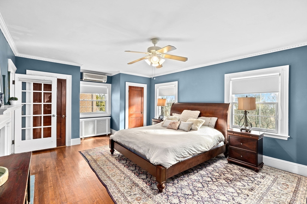 127 Commonwealth Ave