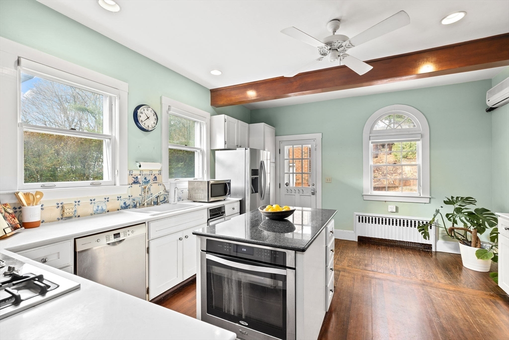 127 Commonwealth Ave