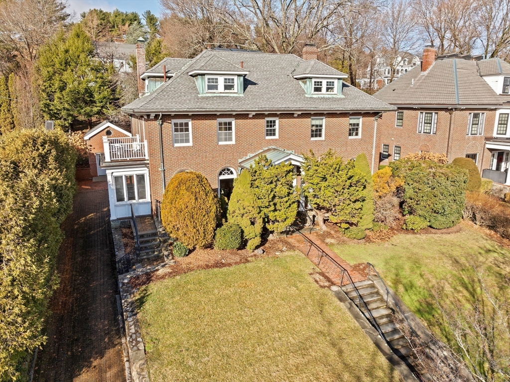 127 Commonwealth Ave