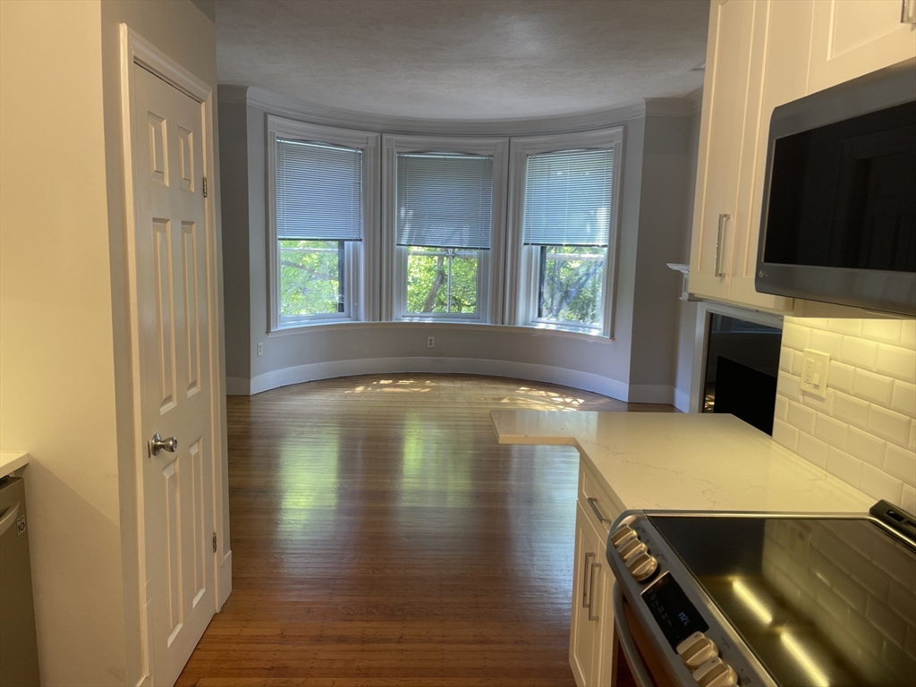 295 Commonwealth Avenue # 2A