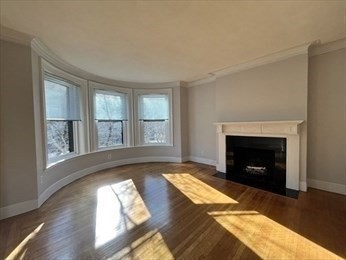 295 Commonwealth Avenue # 2A