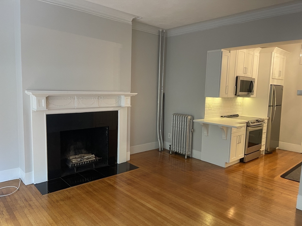 295 Commonwealth Avenue # 2A
