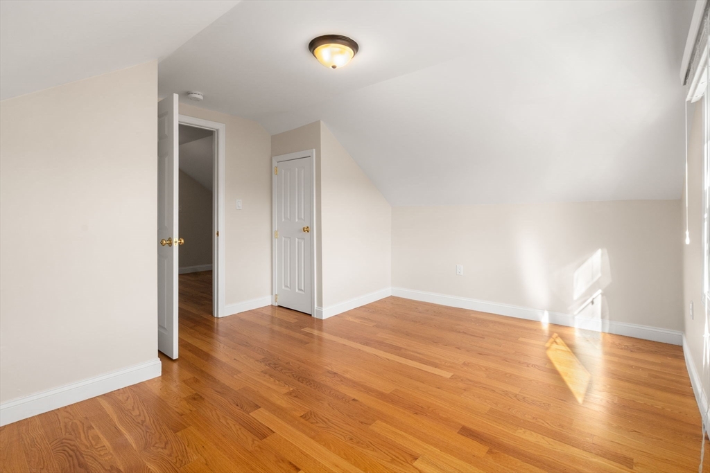 125 W Adams St # 125