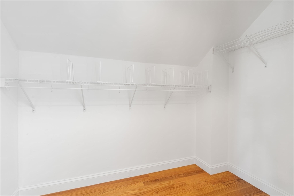 125 W Adams St # 125