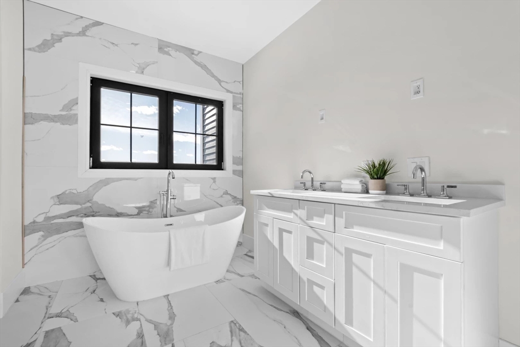 38 Maplewood St # 38