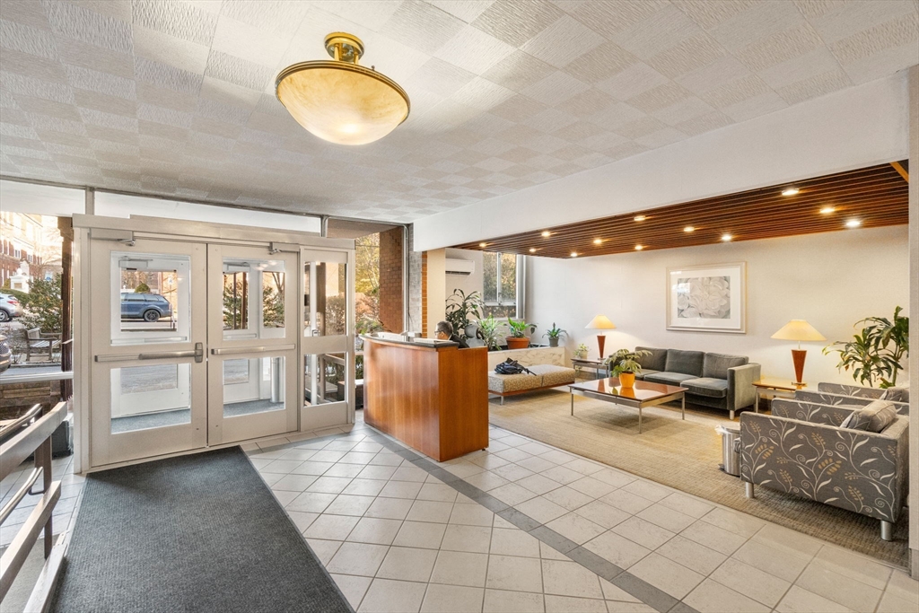 45 Longwood Ave # 512