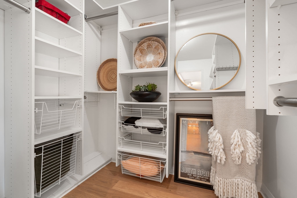 45 Longwood Ave # 512