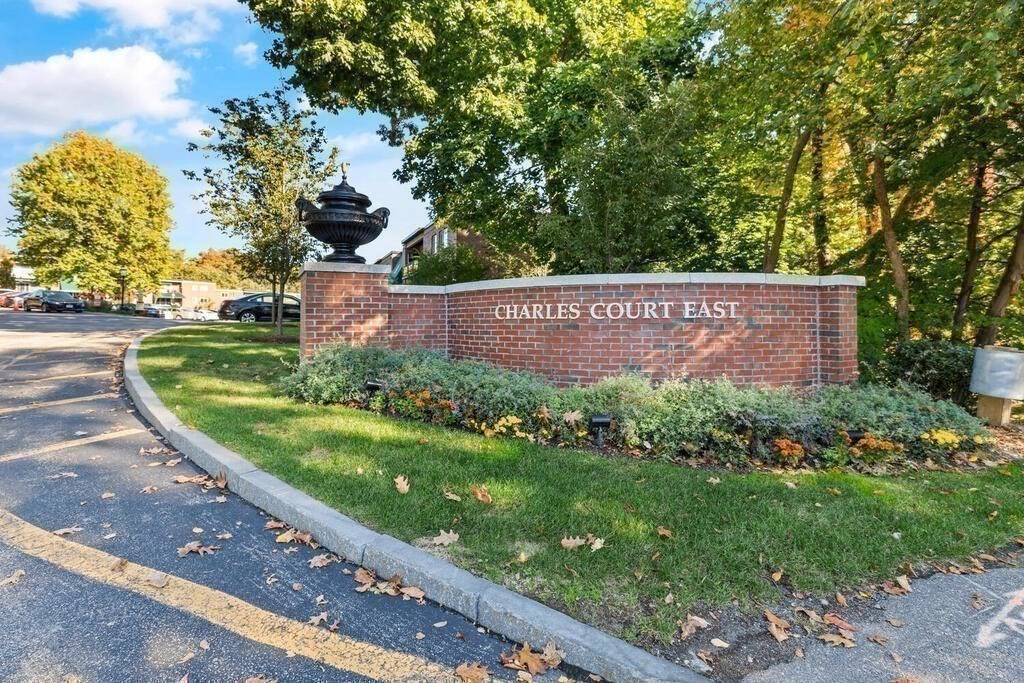 1212 Greendale Ave # 319