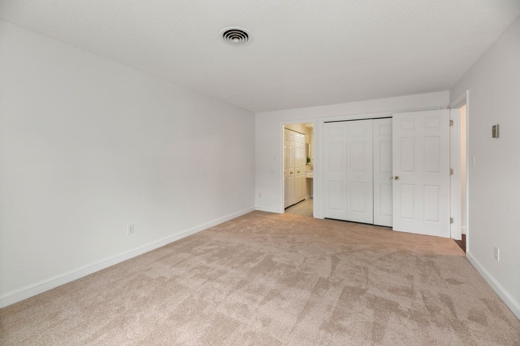 1212 Greendale Ave # 319