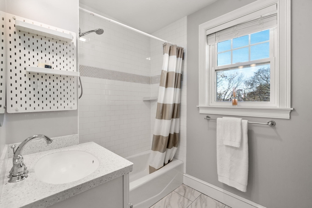 42 Richardson St # 42