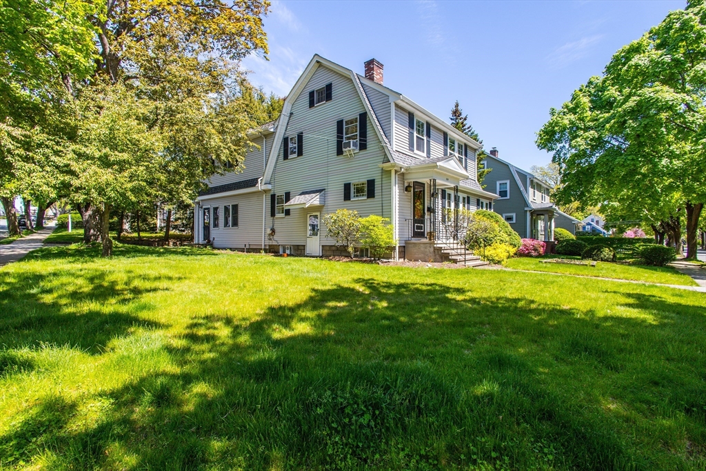 214 Adams Ave