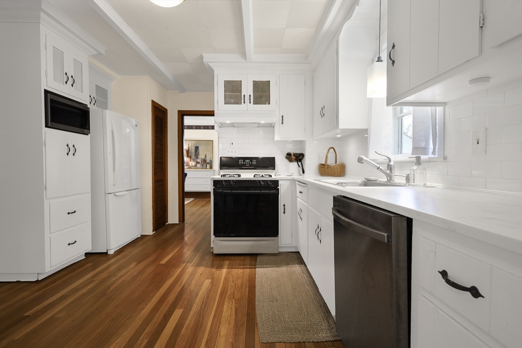214 Adams Ave